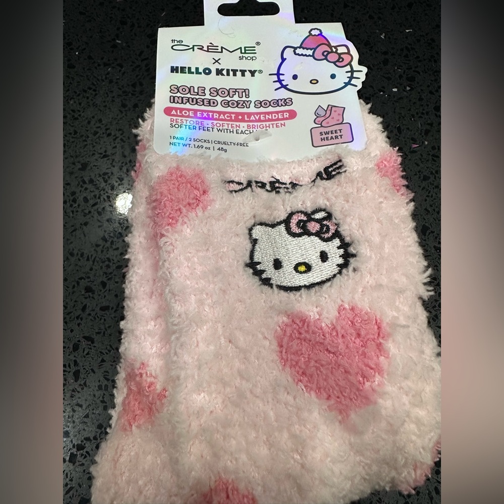 Helllo Kitty fluffy socks
